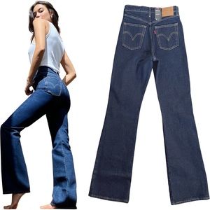 Levi’s Premium Ribcage Bootcut Women’s Jeans in High Key